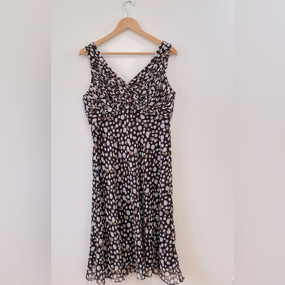 Adrianna Papell Dress Womens 16 Knee Length Brown Polka Dots V Neck Sleeveless - Picture 1 of 10